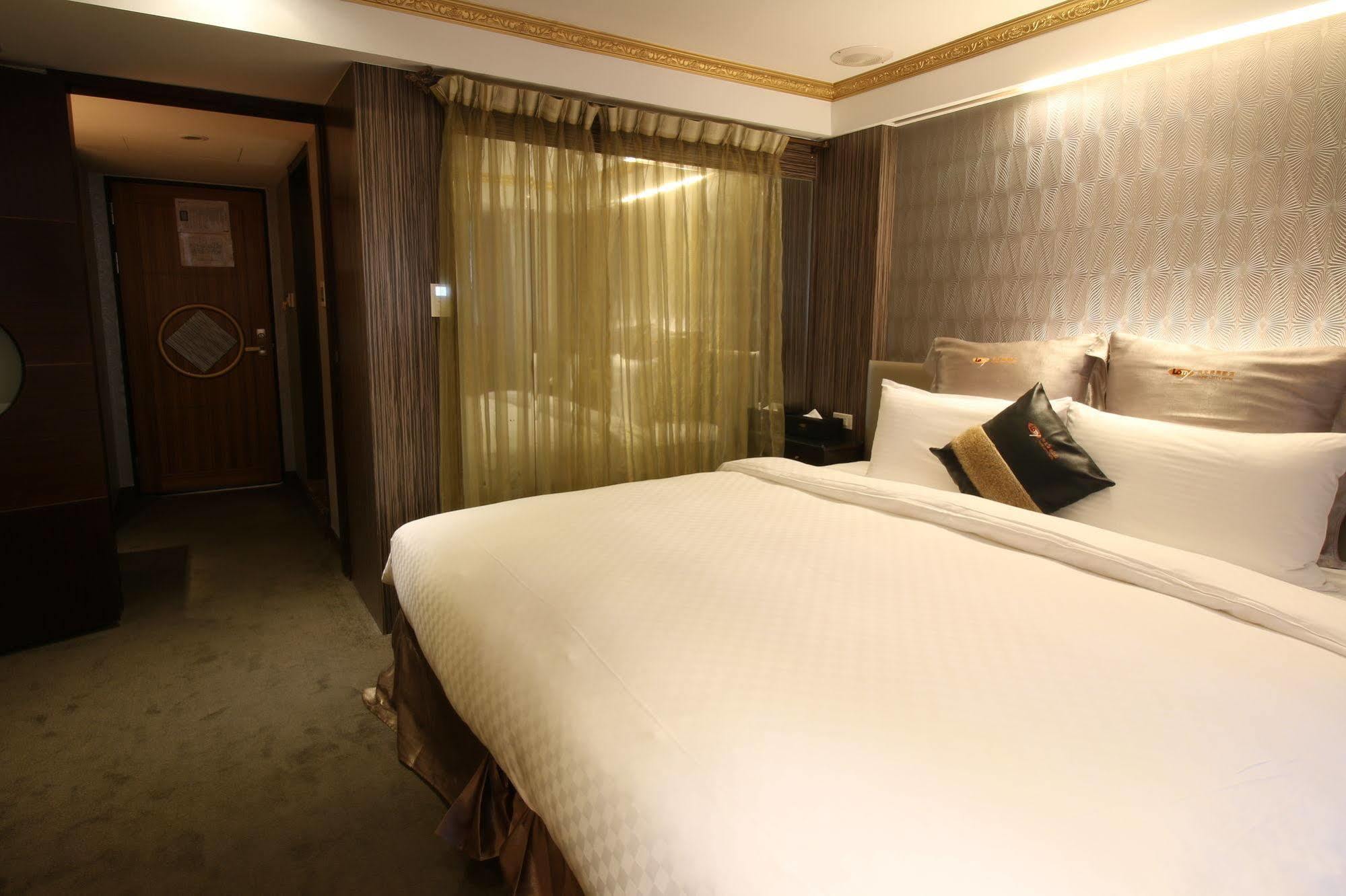 Taipei Lotty Hotel Exterior photo