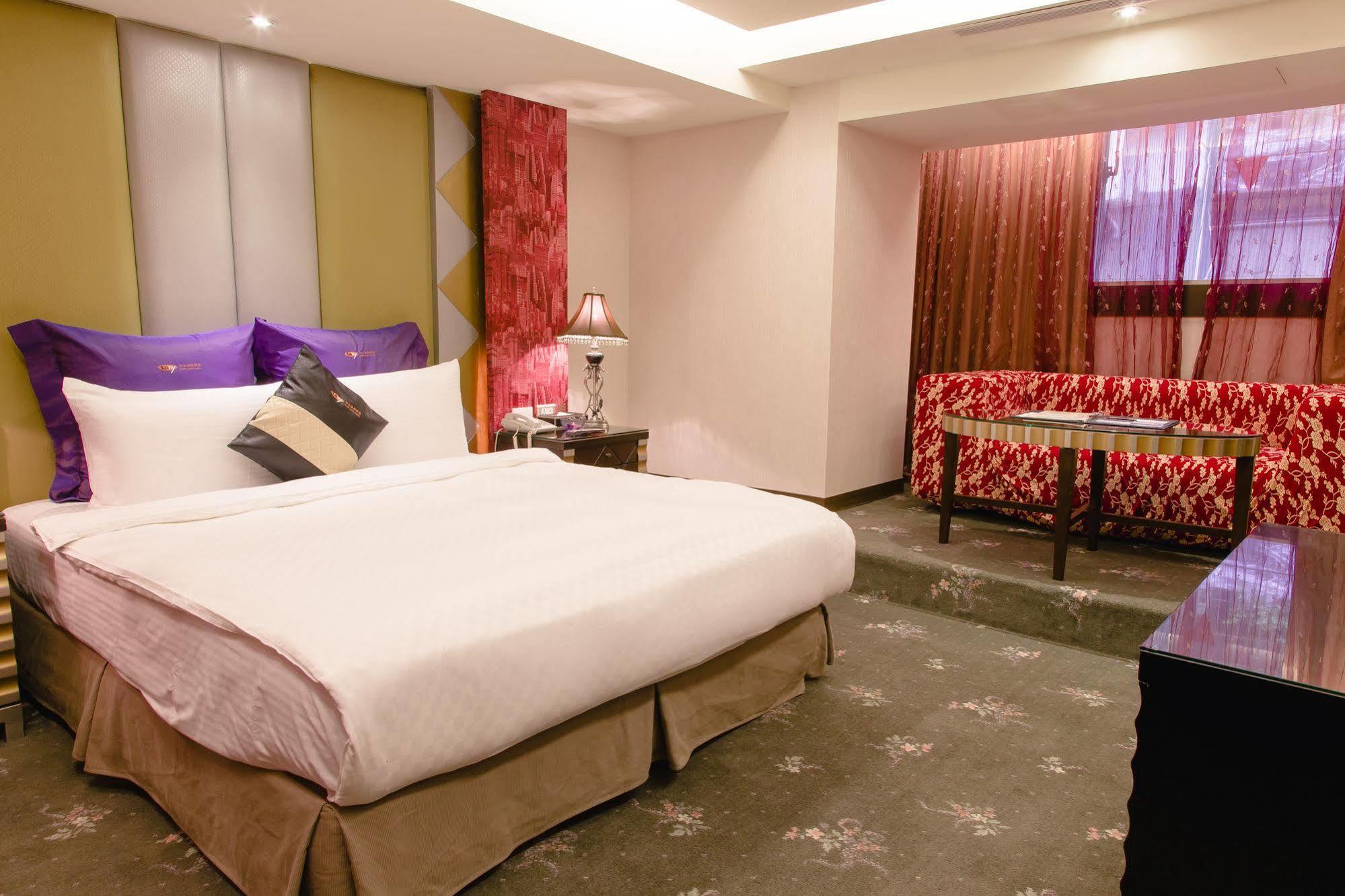 Taipei Lotty Hotel Exterior photo